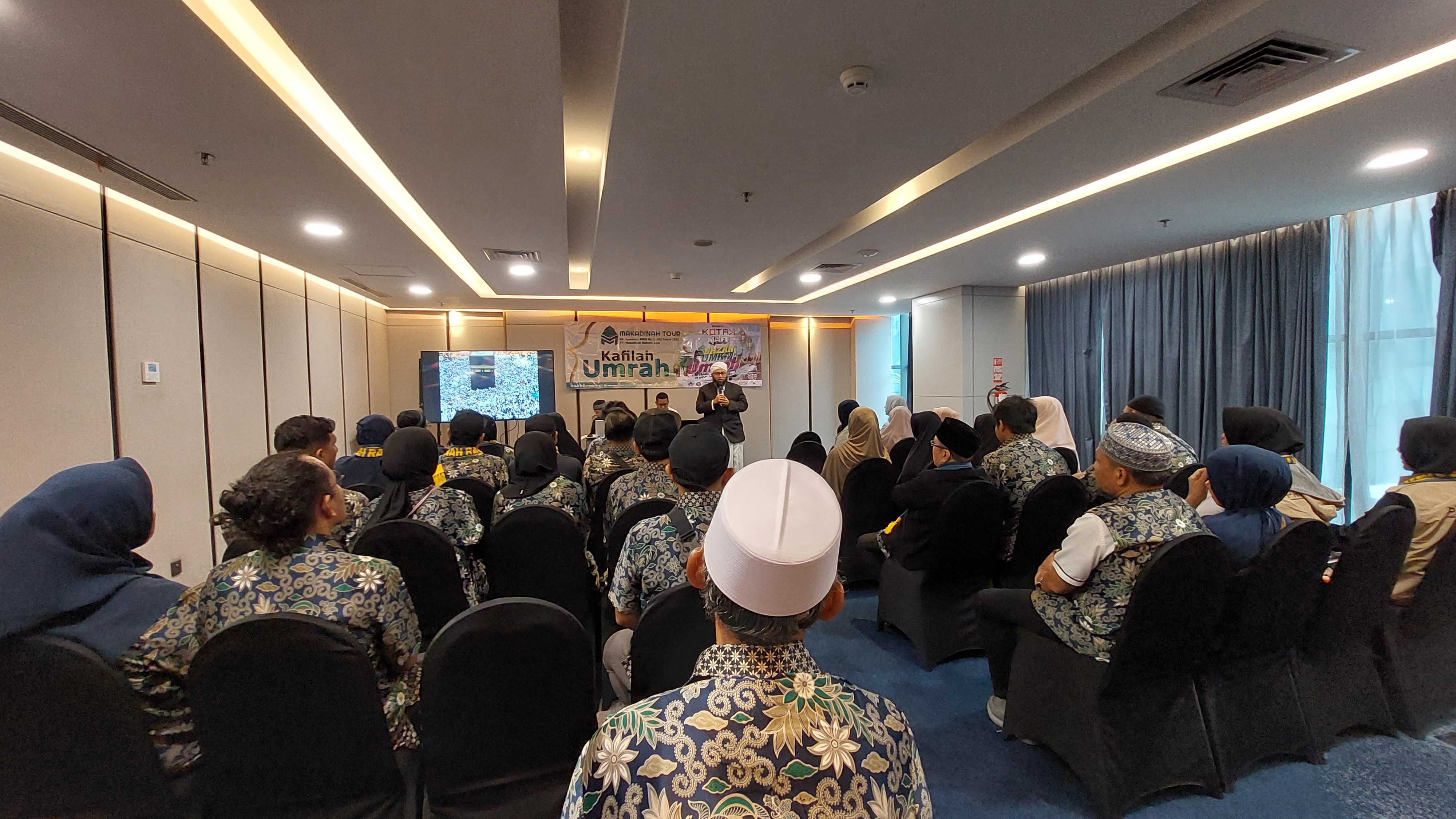 Makadinah Tour & Travel