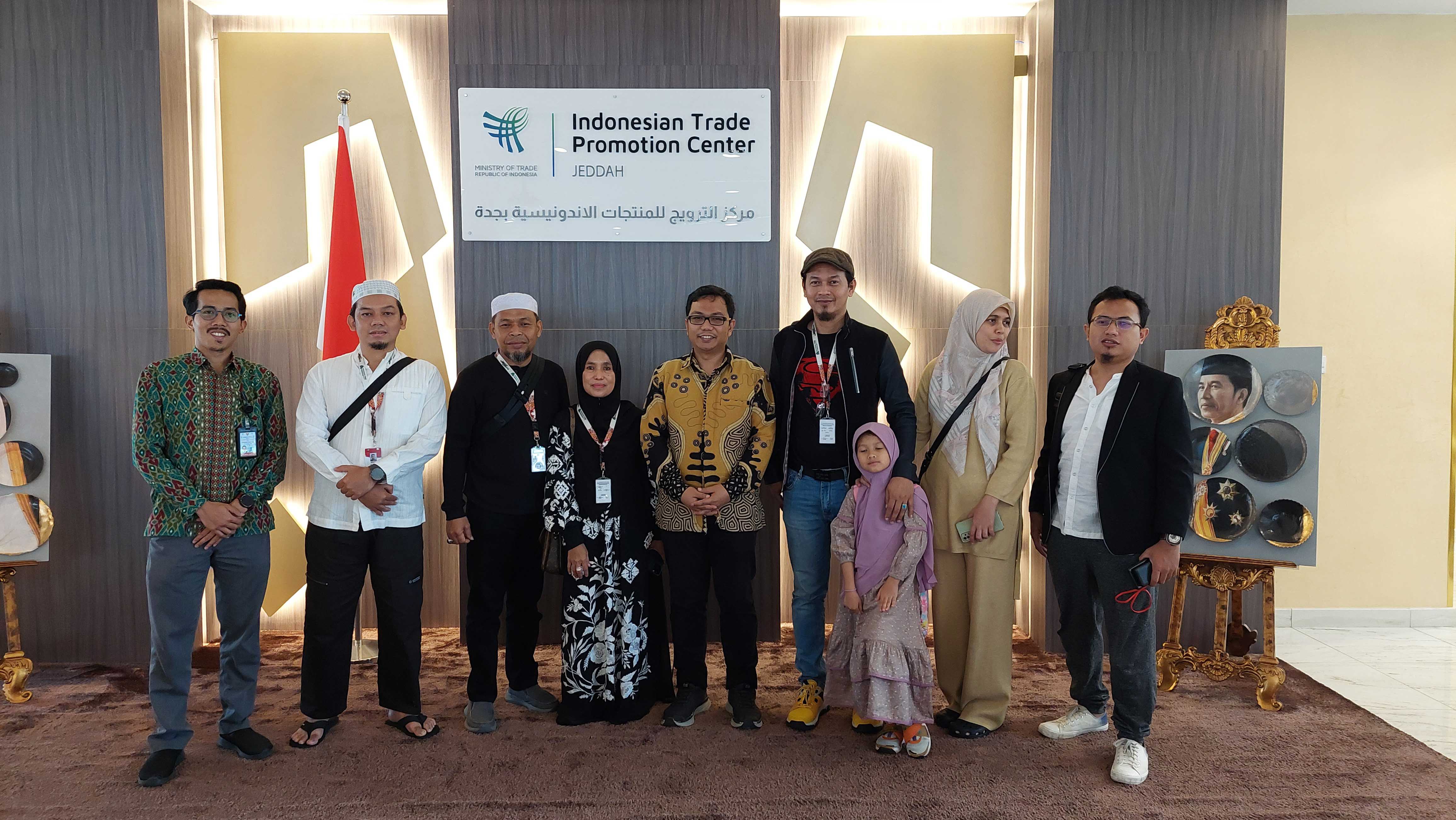 Makadinah Tour & Travel